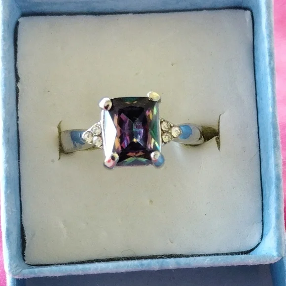 925 sterling silver Emerald cut Mystic topaz crystal ring - Picture 2 of 13